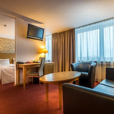 Panorama Hotel 3*