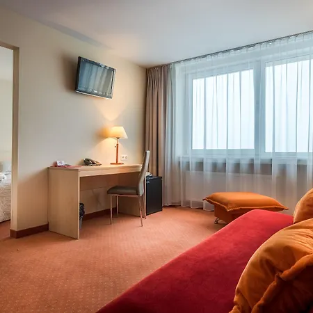 Panorama Hotel 3*